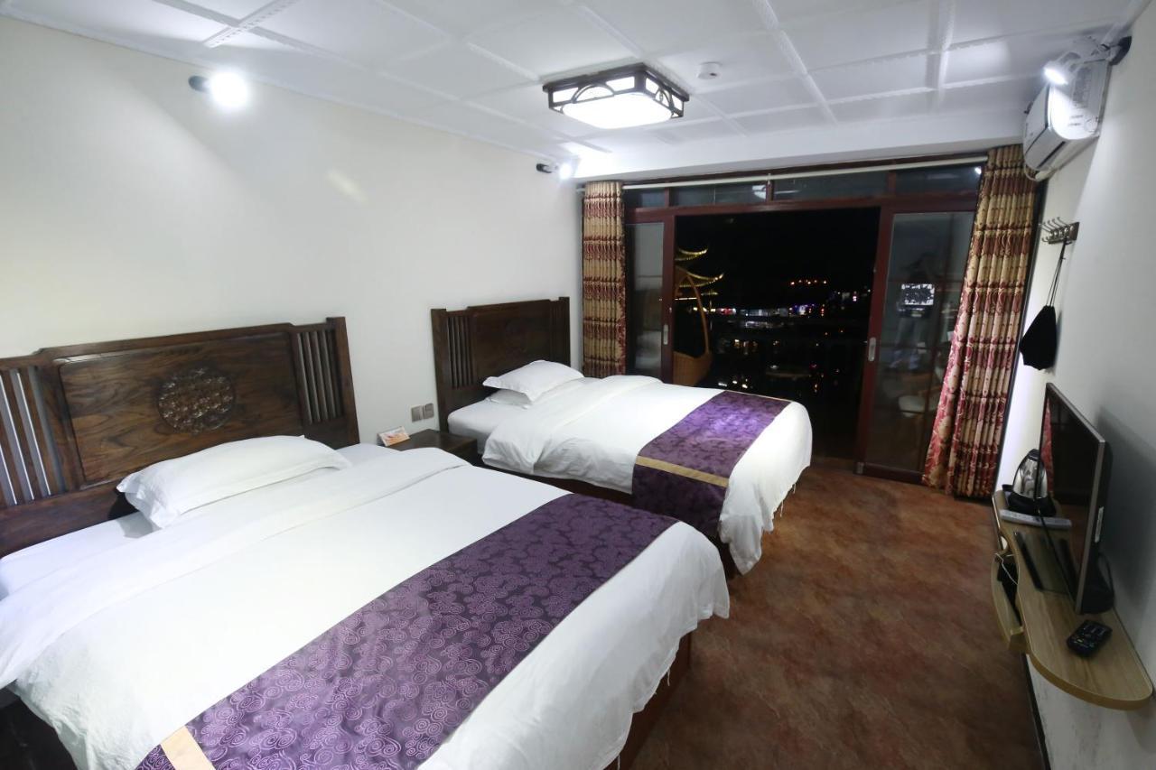 פנגואנג Lqj Riverside Guest House מראה חיצוני תמונה