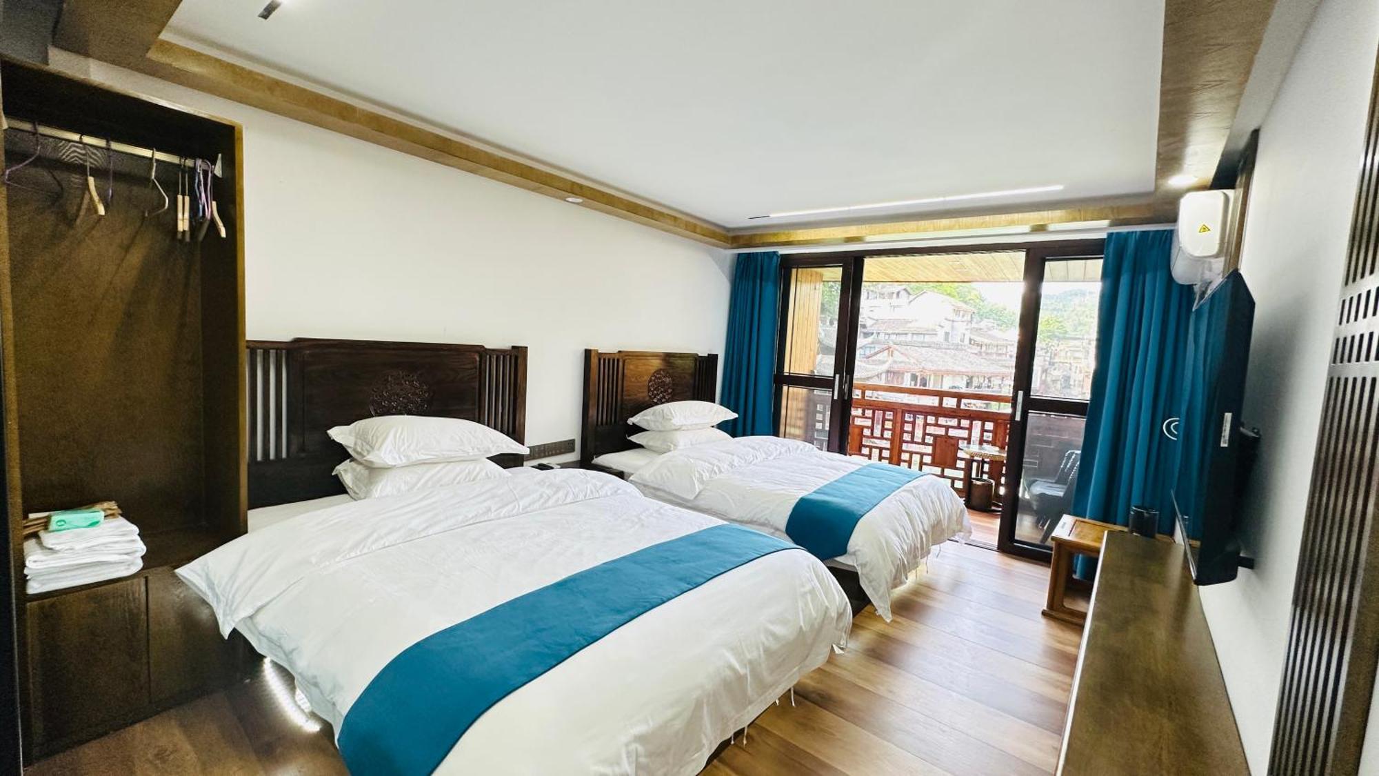 פנגואנג Lqj Riverside Guest House מראה חיצוני תמונה