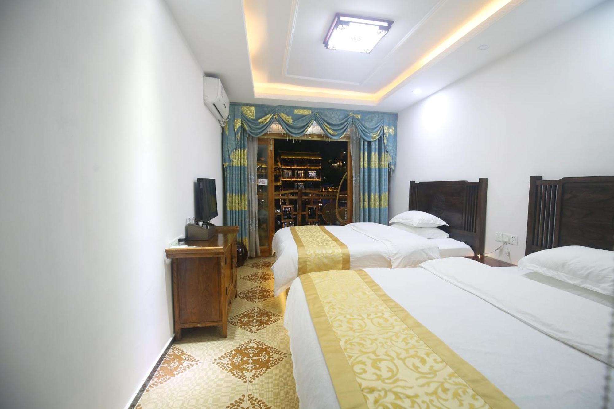 פנגואנג Lqj Riverside Guest House מראה חיצוני תמונה